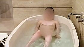 watch this beautiful skinny japanese college student bathing in the bath 😊