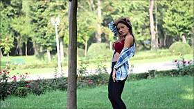 sexy girl dancing in street, come dance with aarina park 😘