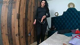 Milfycalla is exploring some fun activities in casual clothes, focusing on ass fetish. 😘