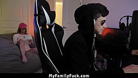 Young girl sucking her gaming brother's cock - myfamilyfuck
