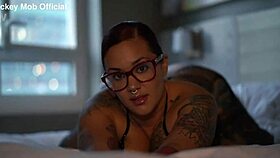 Santana Red is shaking her big booty