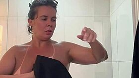 quer ver eu me exibindo no banho para seguidor safado?