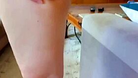 want to see me spreading my huge cunt close up?