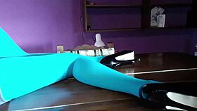 i got this milf with gorgeous legs in pantyhose and heels on the desk, she's so sexy