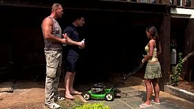 i jade sins outdoor threesome, squirting and moaning ahh