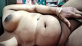 Crazy day for a nice Indian whore getting massaged