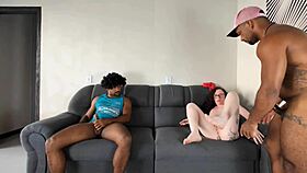 meu marido perdeu a aposta e teve que me ver dando o cu pro seu melhor amigo do trabalho