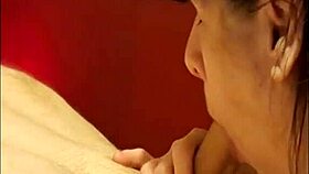 relaxing blowjob feels so good