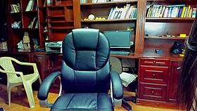 Secretary masturbates anal in office