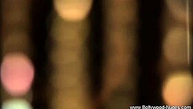 sexy brunette milf shows off her alluring body for amateurs