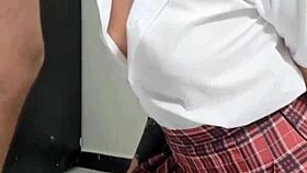 Colombian virgin in amateur casting blowjob