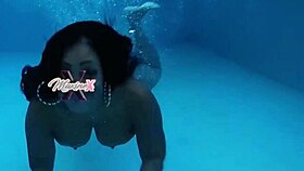 Taboo Solo Masturbation! Milf Maxine X Vibing Her Cunt With Vibrator!