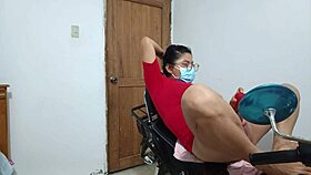 Hey, this slutty girl is craving someone to juice her pussy 😏