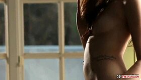 Brunette teen ava taylor nyasha fingering her pussy