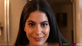 Nasty stepsis angel gostosa can't complain with dick in her mouth