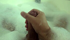 I Masturbate in Bubble Bath