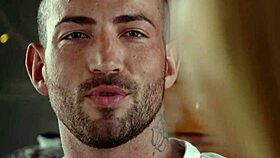 Gym bunny intensely works out pussy with neighbor stud