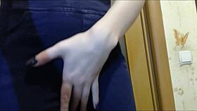 i love playing anal games and cumming so fast