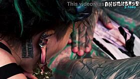 Wow, that inexperienced tattooed hippie girl learns anal from alternative pornstar!