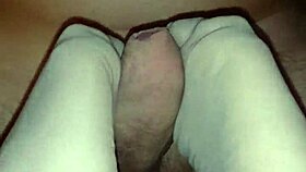 homemade nylon footjob leads to cumshot