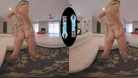 Tight wet pussy gets pounded hard in VR 😍