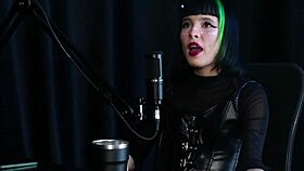 Decidiu investir em conteúdo pornô foi chamada na direção da escola por um vídeo vazado perdeu a virgindade na cama da mãe - carol rhcp sheer red