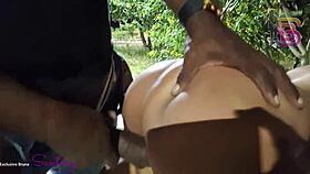 comendo a esposa do corno na rua