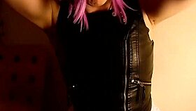 Nurse Lucy Diamond Twerking Her Ass In Fishnets For Patient In Hospital