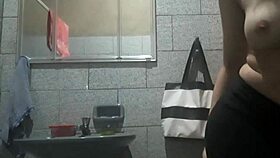 Perfect body masturbates hidden in bathroom 😍