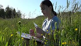 Veronica Rich Squirts With Skilled Sam Frost