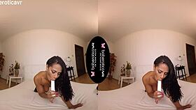 Solo Woman Isabela Chrystin Is Masturbating In Vr
