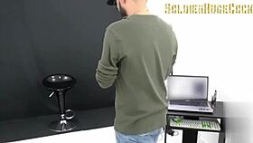 webcam model seduces me to fill her pussy with cum