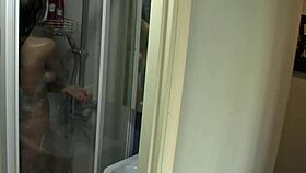 HOMEMADE VIDEO OF MY NUDE GIRLFRIEND BATHING