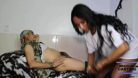 japanese masseuse gives relaxing massage and makes client cum