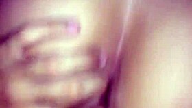 Gostosa fucks outdoor in public