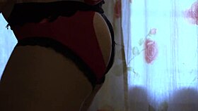 Blonde amateur fingers hairy pussy to squirting orgasm