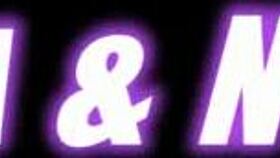 jenna and noelle share sloppy kissing