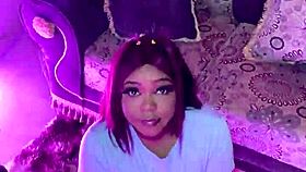 Hijastra gran culo recibe polla en coño mojado