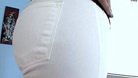 Blonde milf plays with indian teen intensely