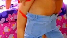 no puedo creerlo mi vecina cogiendo con la ventana abierta �me pregunt� si podr�a unirme tambi�n que ganas de que me follen as� de rico