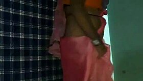 hot shemale performs mujra in saree