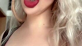 worship my lips, glasses, and nails!