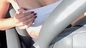 No Trânsito Pelada - Teen Girl Enjoys Oral And Anal Outdoors!