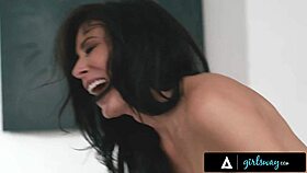 Girlsway - Horny Petite 18+ Kimmy Kimm Watches Stacked Stepmom Reagan Foxx Doing Bikini Fitting