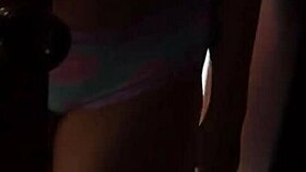 sorprendo a mi cuñada cambiandose de ropa y le clavo la verga de pie hasta correrme 😏