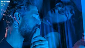 I Am Craving For Pussy And Feet Attention