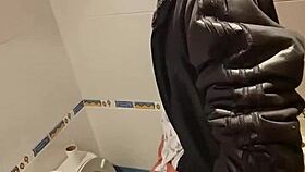 Fucking in the toilet, first time squirting fun