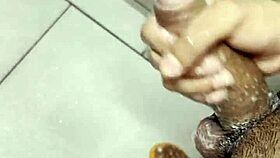 Masturbating dirty in the gym bathroom for first time pleasure