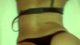 latina milf with big ass enjoys amateur fun