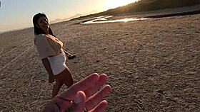 cuspe e toma no cuzinho foda anal em público na praia